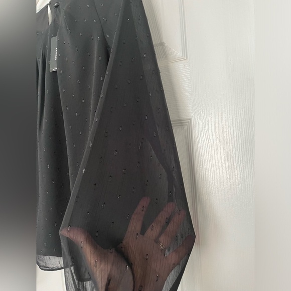 Metallic Dot Gathered Crew Neck Top extra small - Picture 12 of 17